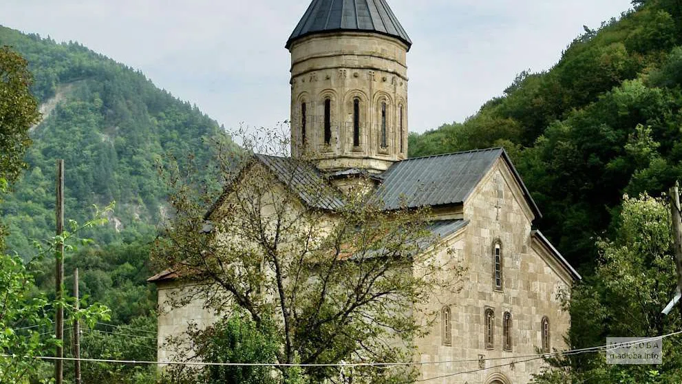 Церковь Баракони — храм Богоматери в с. Цеси, Рача
