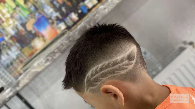 Barbershop Black Bone baby haircut