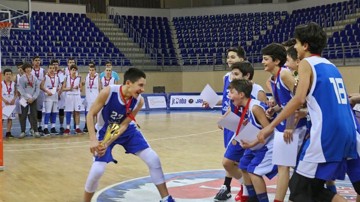 Zaza Pachulia Basketball Academy / Zaza Pachulia Basketball Academy