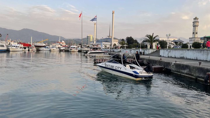 Катер "Batumi City"