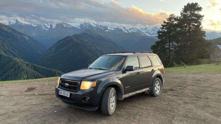 Car rental (Sherif Khimshiashvili St. 7d)