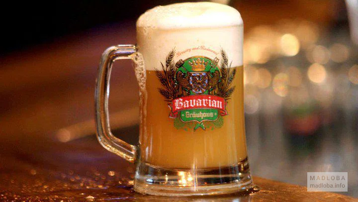 Пенный напиток в Bavarian Brauhaus