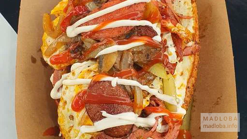 Бургеры в турецком фастфуде "Beach Burger Halal Food"