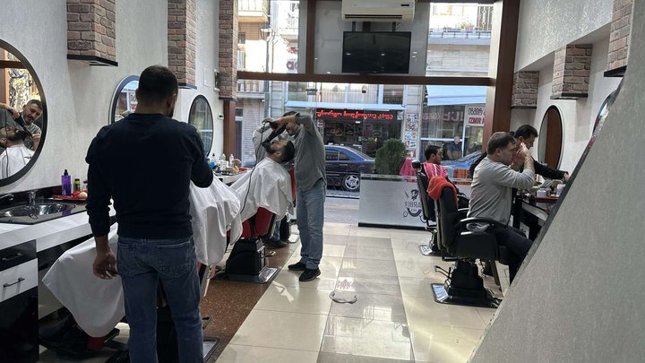 Beauty salon barber Ali