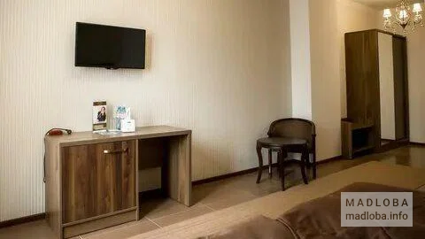 Интерьер номера в Hotel Bella Costa