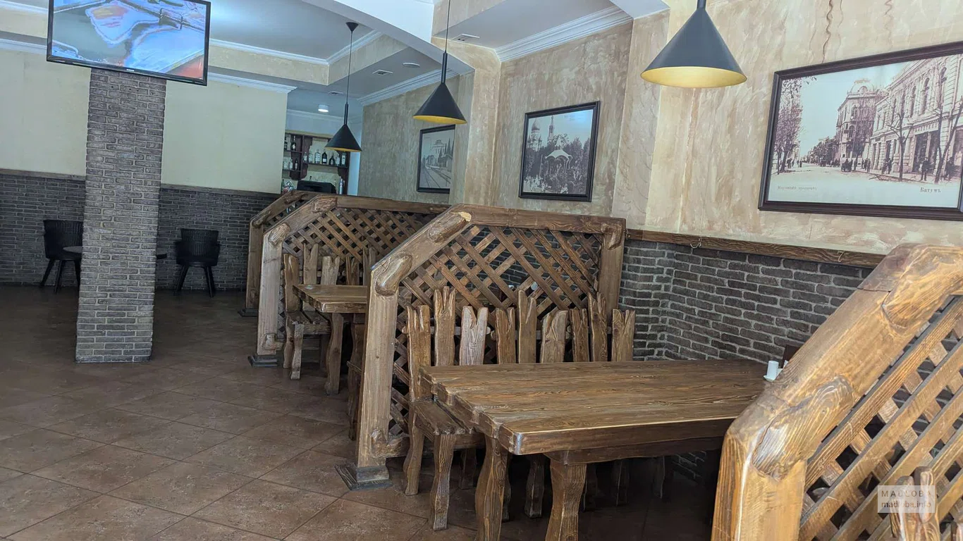 посадочные места в ресторане Bermukha