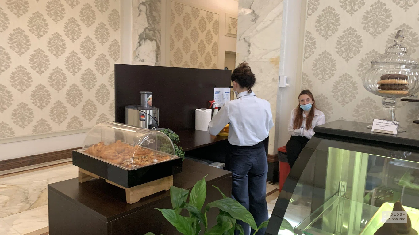 Кофейня в The Biltmore Hotel Tbilisi