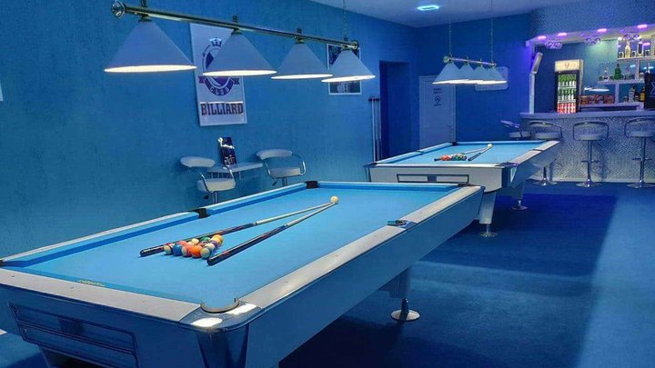 Ten Ball Billiard