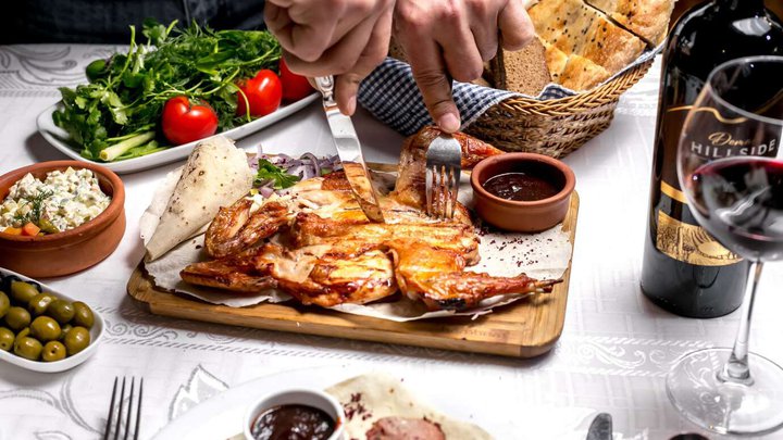 Черная бутылка