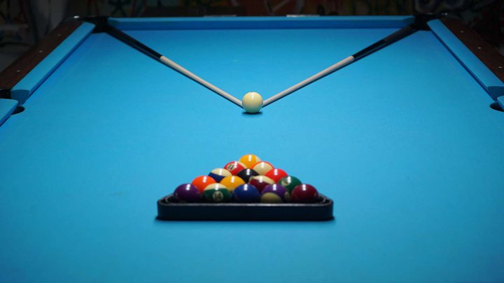 Arena - Bowling & Billiards
