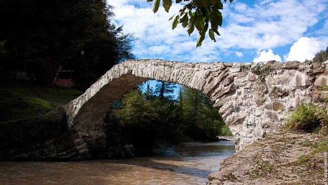 Makhuntseti Bridge