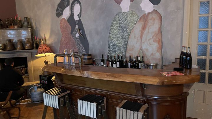 Bu & Khari Wine Restaurant