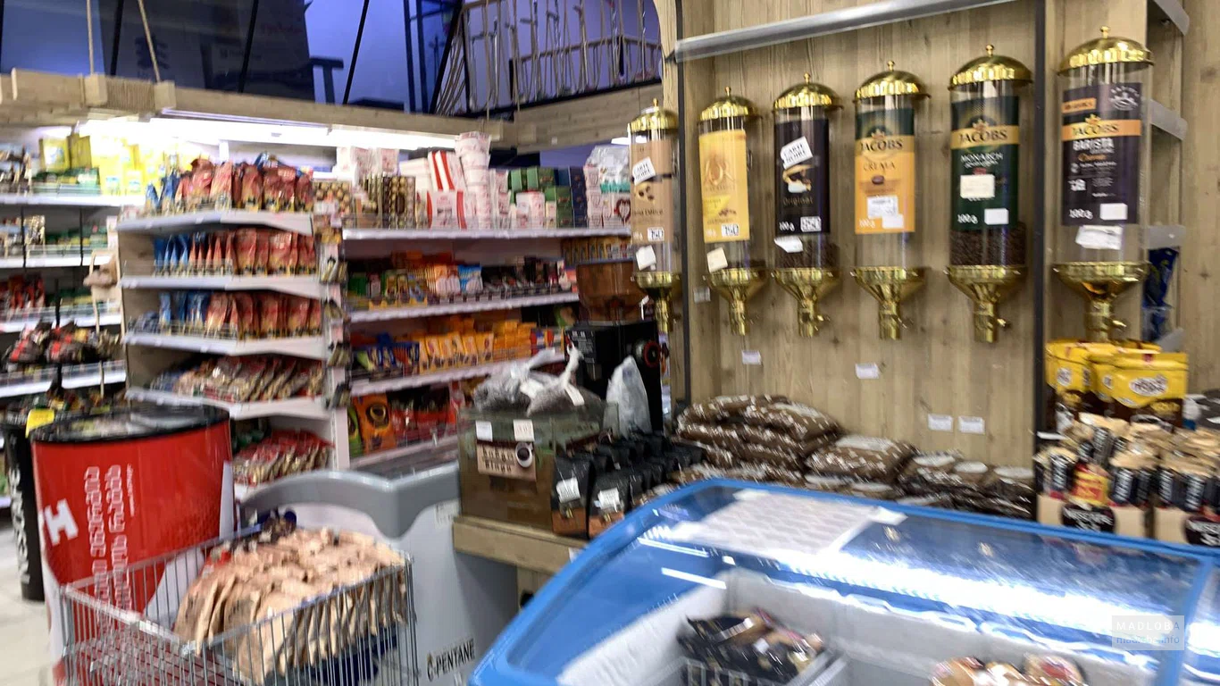 Кофе в магазине Бухта