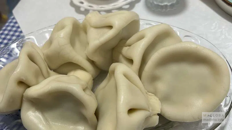 Хинкали в кафе Elada Cafe