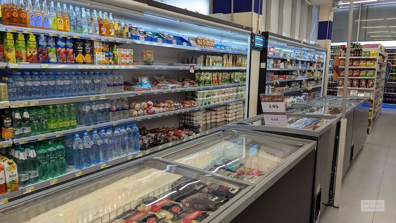 Carrefour (ул. Реваза Комахидзе 8)