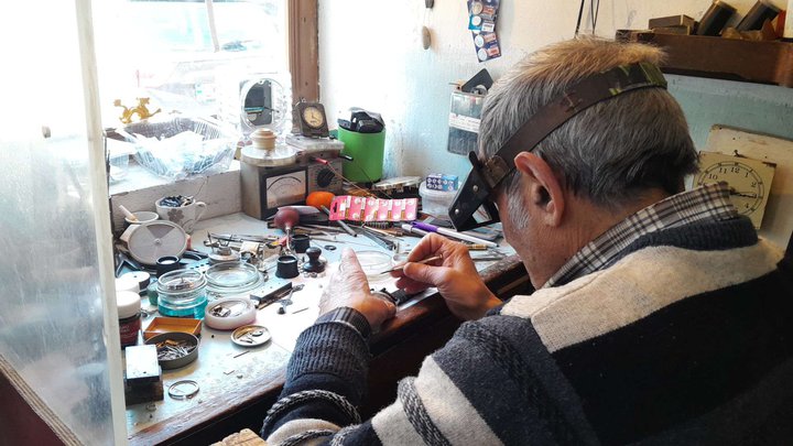 Часовая мастерская у Гарика
