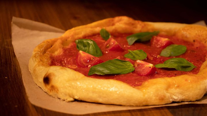 Chelentano pizza (food delivery)