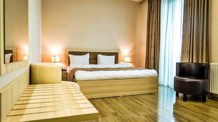 Cherry Garden Hotel