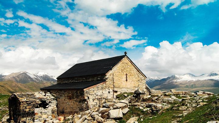 Trinity Church in Lomisi