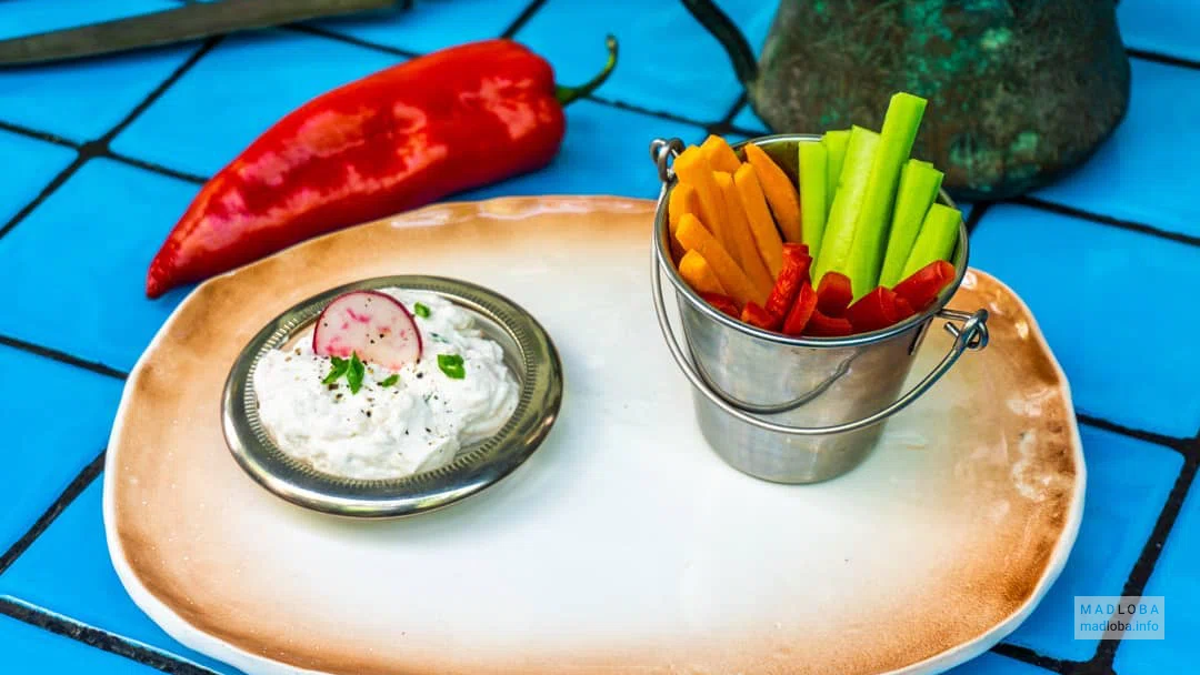 Блюдо ресторанной кухни Чвени