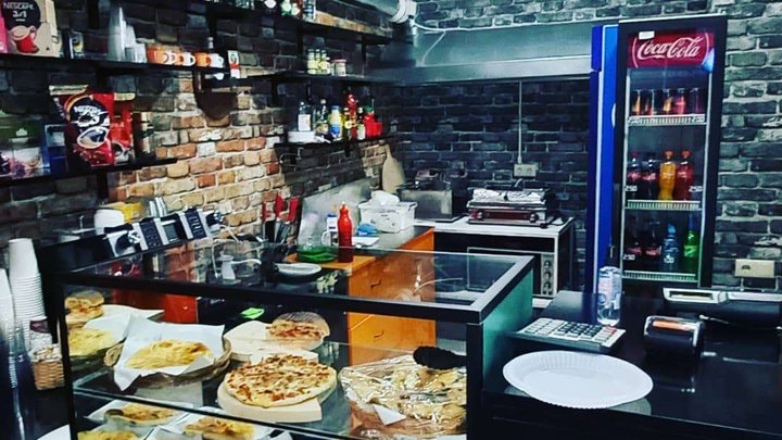 Claire's caffe مطعم و كافيه كلير الاردني