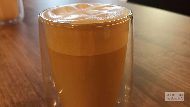 Капучино в Coffeе Baza