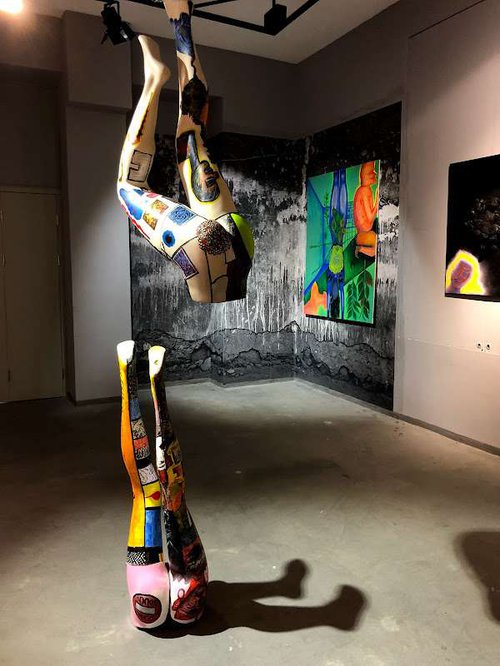 Contemporary Art Space - 01.jpg
