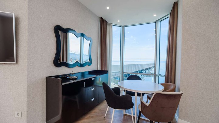 Continental Apartments