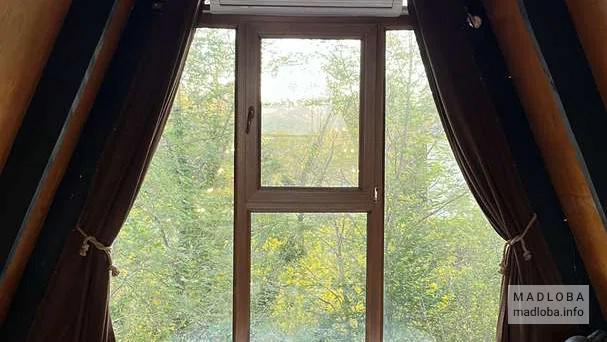 Внутри комнаты в хостеле Cottage Cabana