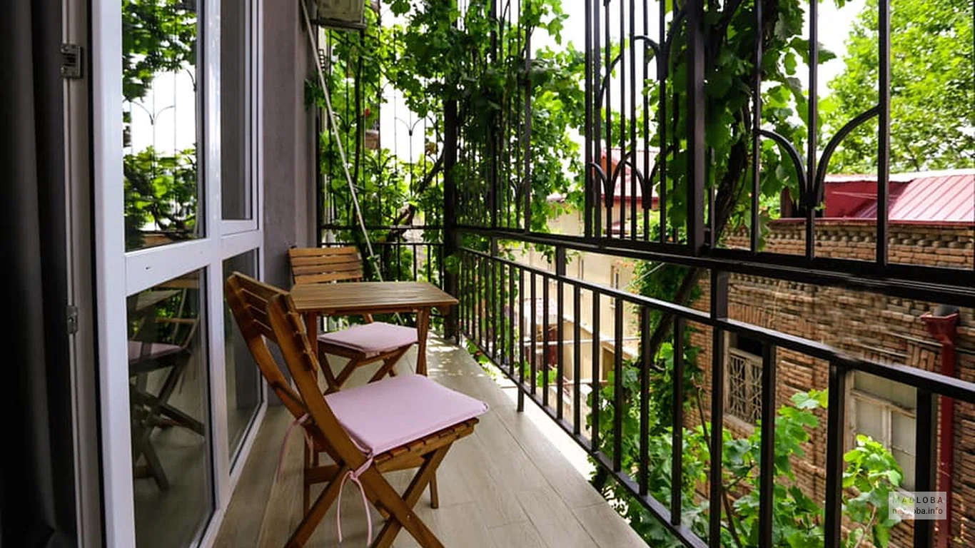 Балкон в отеле Cozy Apartment
