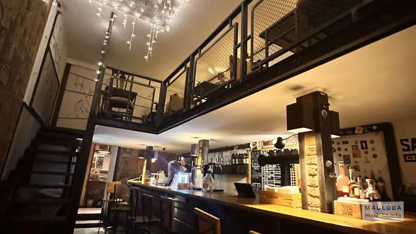 Интерьер в Craft-beer Pub Sami Ludi