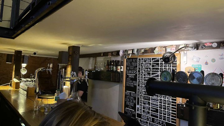 Craft-beer Pub "Sami Ludi"