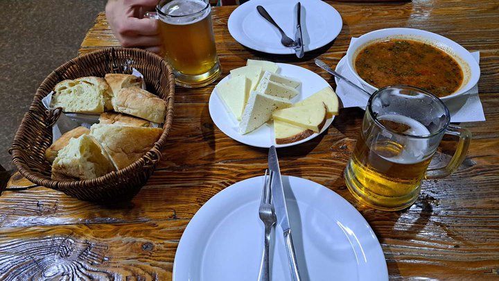 დალი
