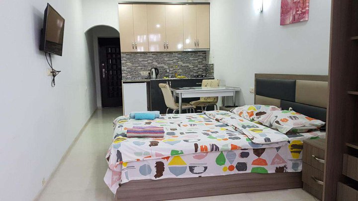 Daily Apartments (Sherif Khimshiashvili St. 15b)