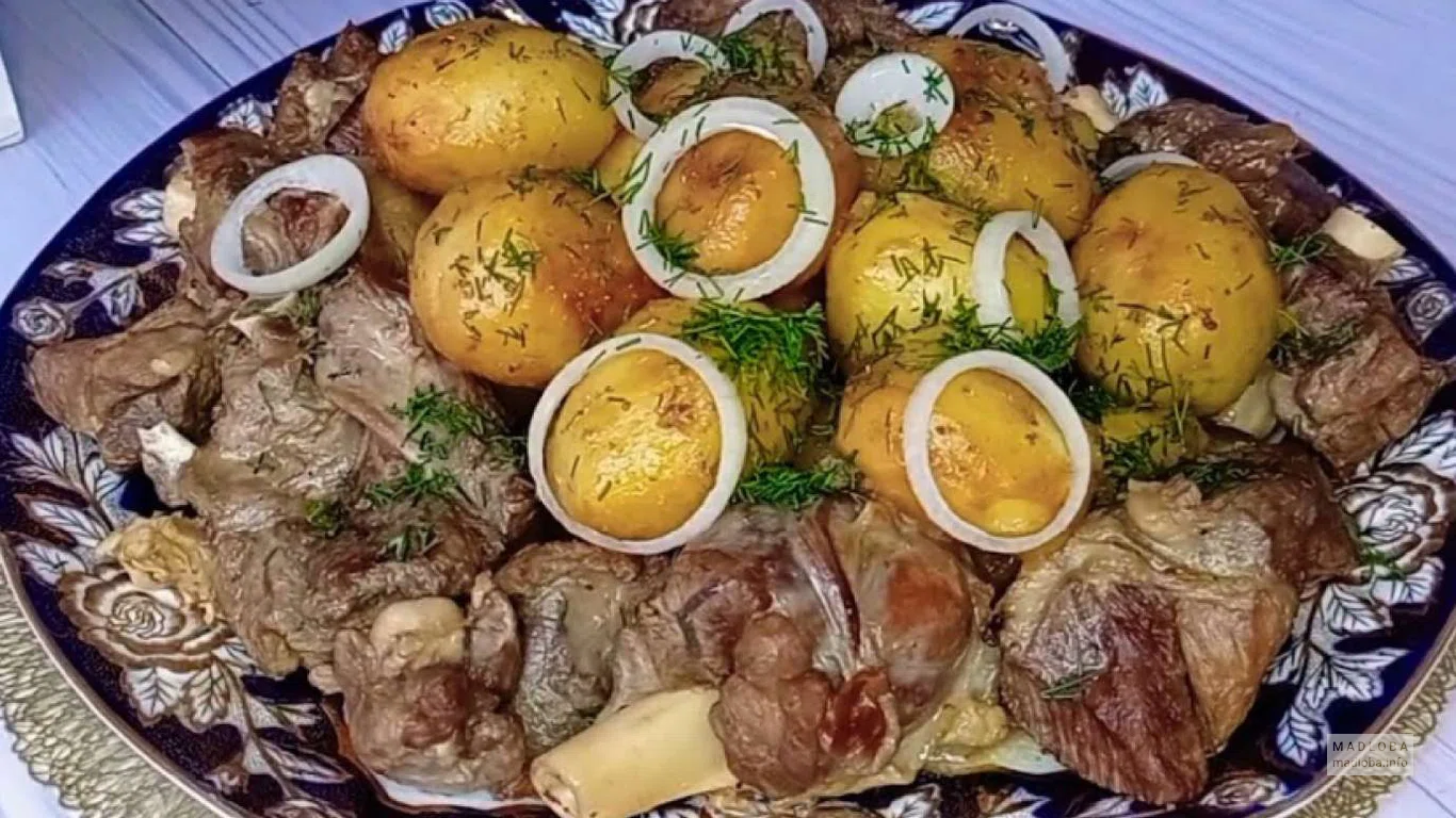 Картофель с мясом