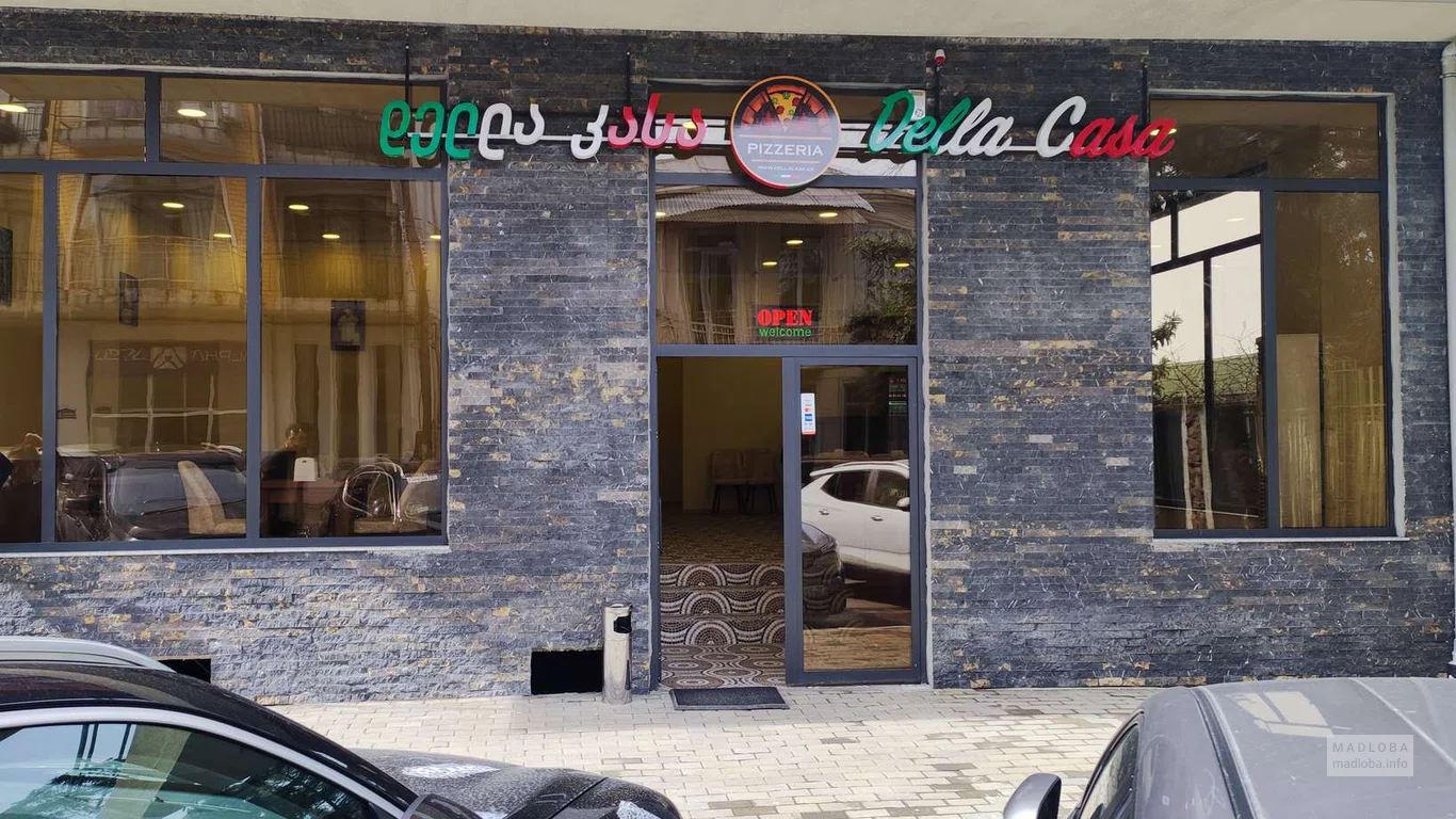 Della Casa