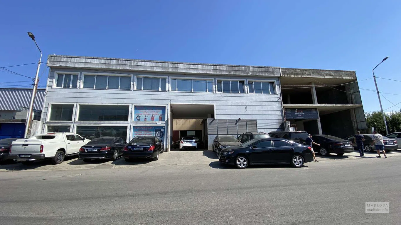 автомойка Detailing 111 в Батуми