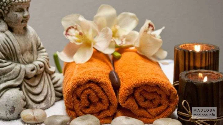 Массажный кабинет "Diamond Thai Massage" вещи для массажа