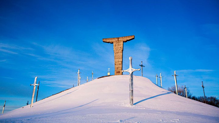 Didgori monument