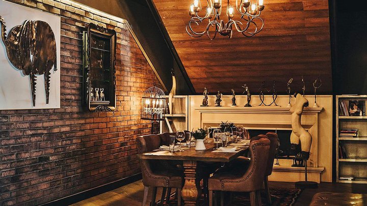 Diane hall Restaurant