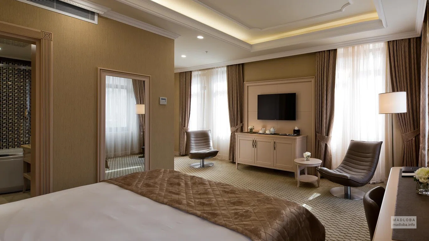 The interior of the hotel room