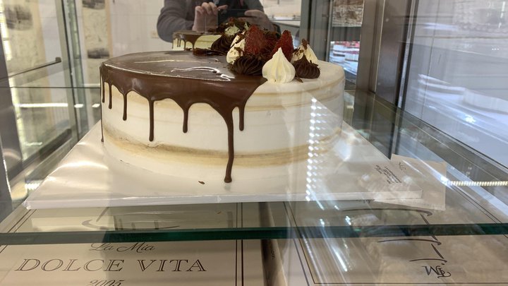 "Dolce Vita" на улице Важа-Пшавела