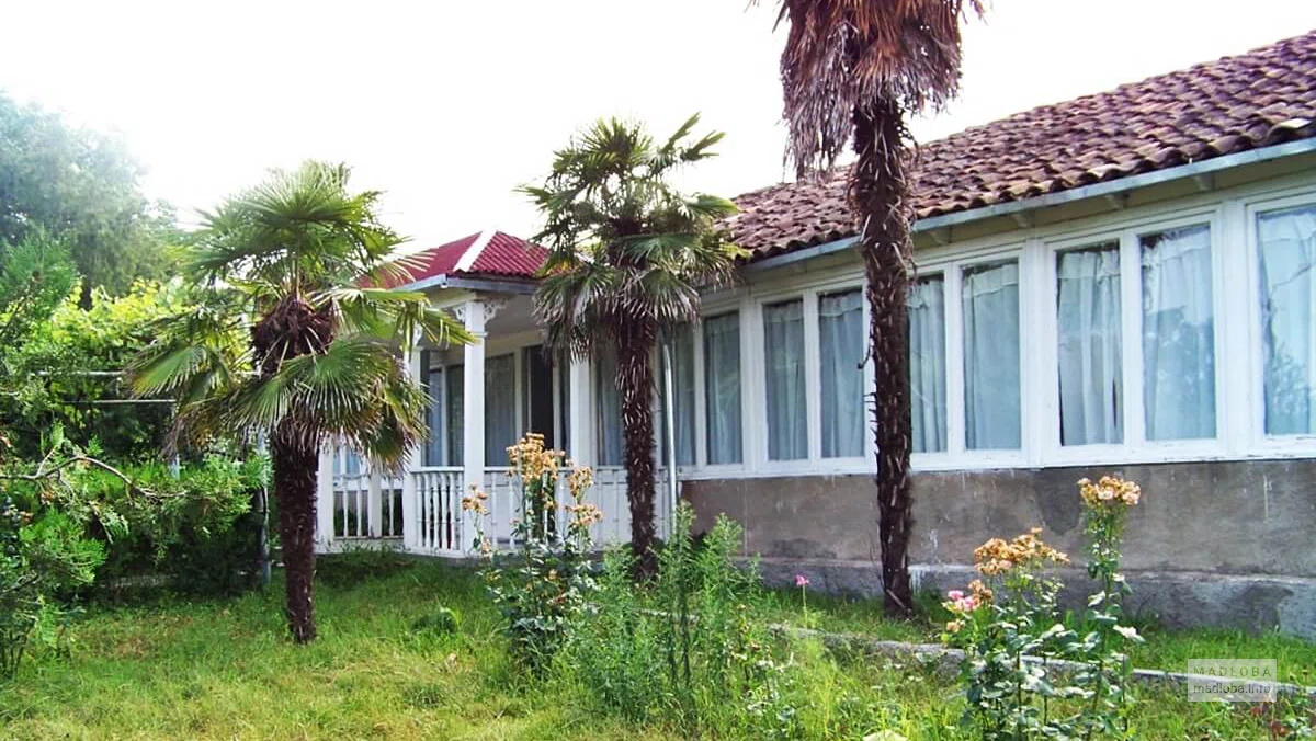 სახლი მუზეუმი რაფაელ ერისთავის