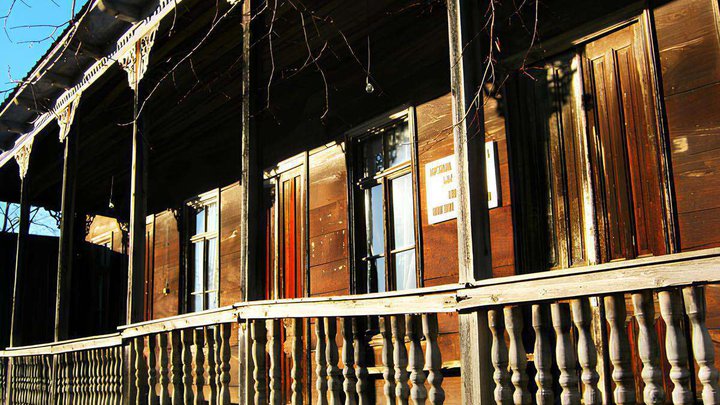 Giorgi Akhvlediani House Museum