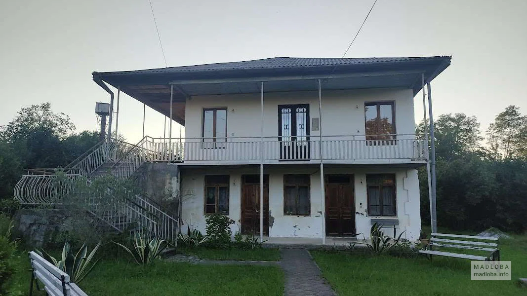 Temur Pirtskhalaishvili Museum of Shemokmedi