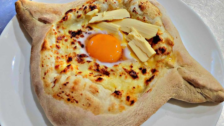 Homemade Adjarian food (food delivery)