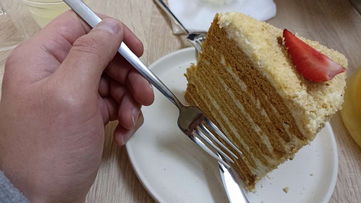 Cake It Easy (food delivery)