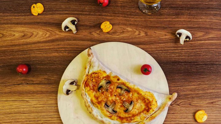 Della Casa (food delivery)