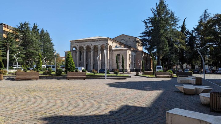 Драматический театр