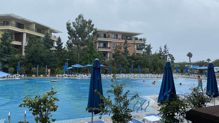 Apartments in "Dreamland Oasis" (Чакви)